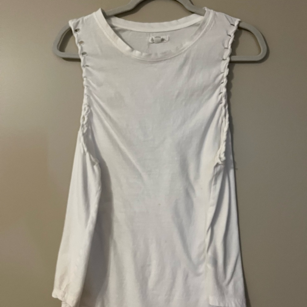 White tank